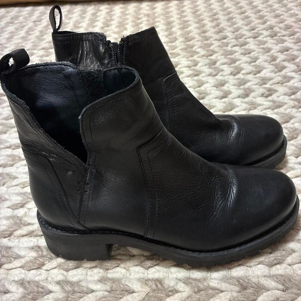 Miz Mooz Lug Sole Booties